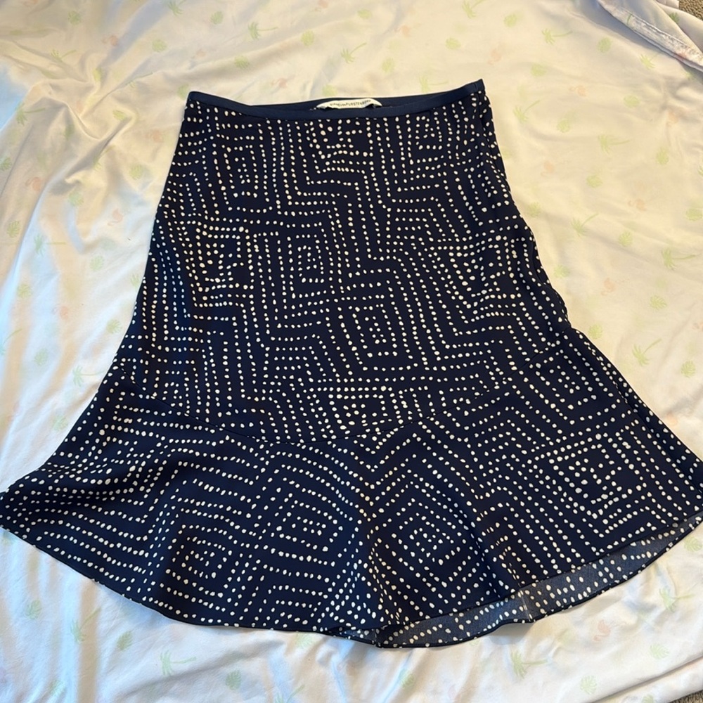 Diane Von Furstenberg Navy and White Skirt Size 6